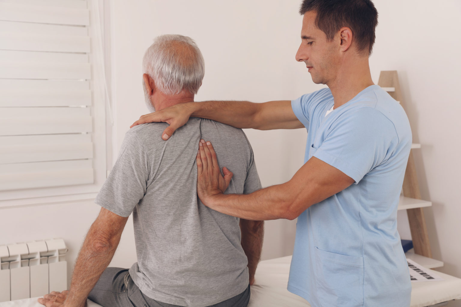Visiting a Chiropractor for Neck Pain? Here’s What You Need to Know Stucky Chiropractic